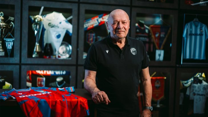 Koubek zůstává v Plzni. Na peníze ale výrazně ztrácí na trenéry Slavie a Sparty