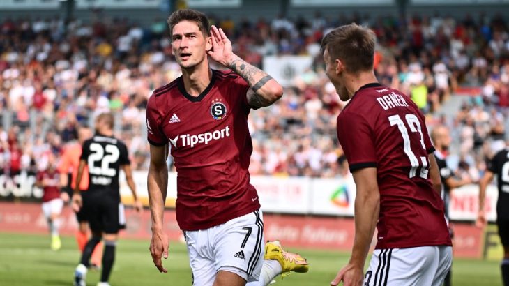 Čvančara se bouří: V Německu se cítí podražený, zvažuje odchod